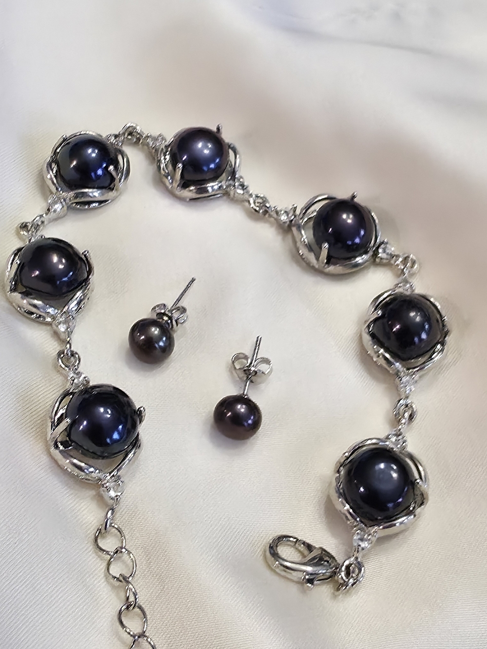 Freshwater Peacock Pearl Simulated White Diamond Station Style Bracelet